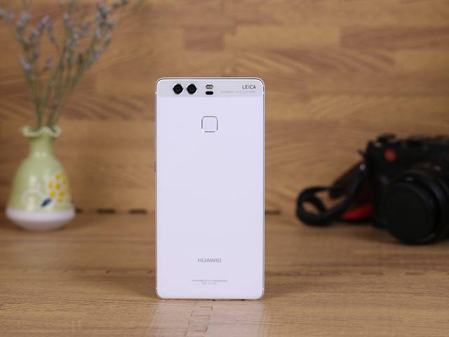 不一樣才夠味 中高端別具特色的手機推薦 