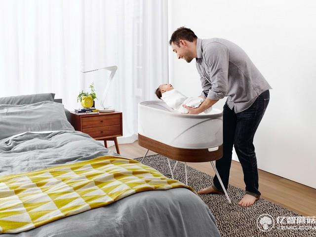 一萬元的嬰兒床 