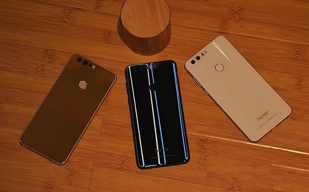 國產(chǎn)<a href=/mobile/ target=_blank class=infotextkey>手機</a>哪個好用 8款2016國產(chǎn)旗艦手機推薦