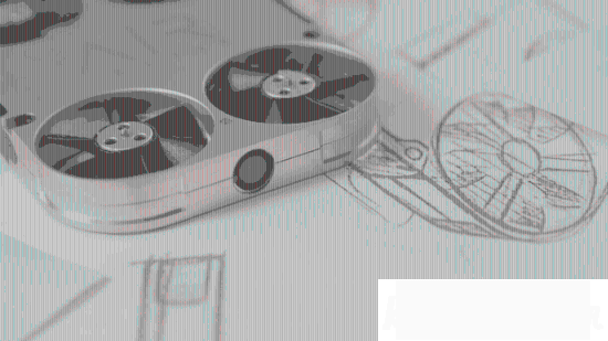 AirSelfie迷你無人機(jī)僅52g 航拍自拍美美噠