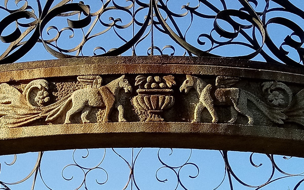 細(xì)節(jié)表現(xiàn)尚可