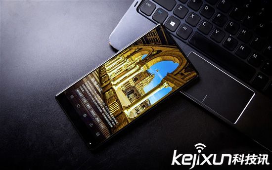 芬蘭研發新型手機天線 縮小邊框增加屏占比