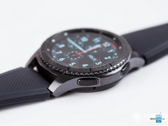 三星Gear S3 frontie更爺們了!但系統真難用