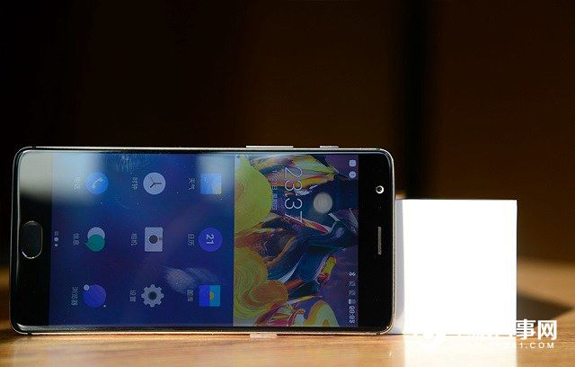 外觀變化不大 一加3T真機圖賞