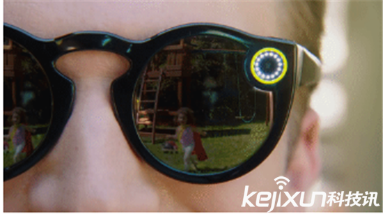 Spectacles可拍照眼鏡 瞬間席卷美國(guó)網(wǎng)絡(luò)