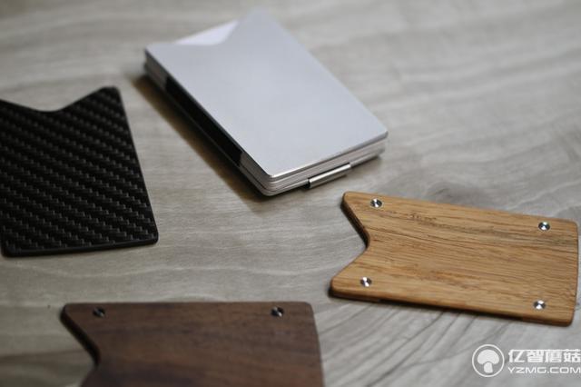 相信你從未見過如此便攜的錢包