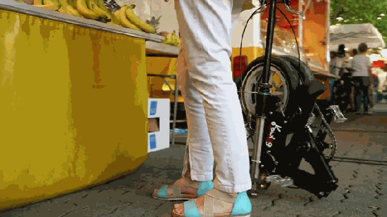 世界上最緊湊小巧的折疊自行車就是它了