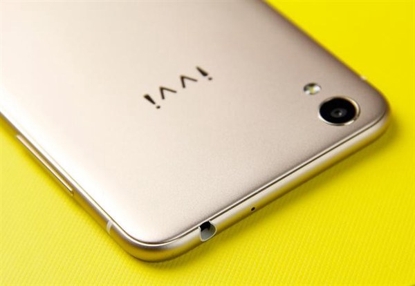 ivvi女性手機易主:老酷派英雄末路