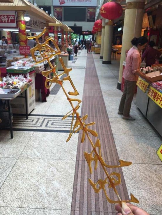 LOL每日搞笑囧圖:酒桶你知道的太多了