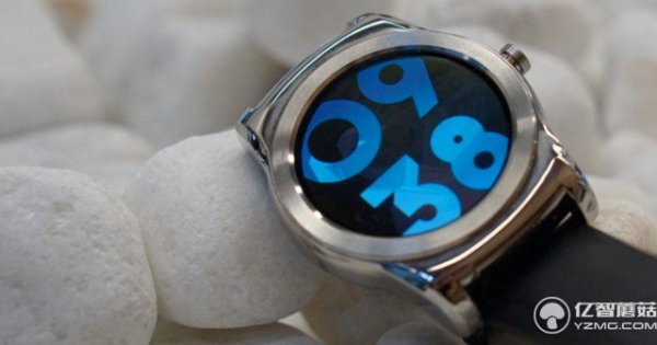 目前Sailfish OS已經(jīng)成功地在智能手表和<a href=/notebook/tablet/ target=_blank class=infotextkey><a href=/notebook/tablet/ target=_blank class=infotextkey>平板</a></a><a href=/pc/ target=_blank class=infotextkey>電腦</a>上運行,所以如果不出意外的話,Sailfish OS推廣到智能手表上的難度并不大。