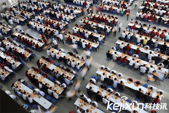 富士康與美國政府進(jìn)行洽談 將在美國生產(chǎn)蘋果手機(jī)