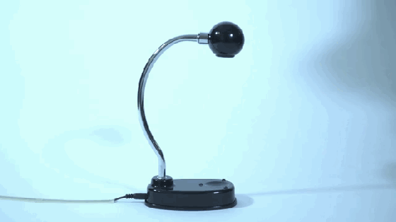 磁懸浮臺燈還能當(dāng)揚聲器 放家里超顯復(fù)古范兒