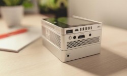 iBeamBLOCK投影儀：相當(dāng)于高清投影儀+移動(dòng)電源合體