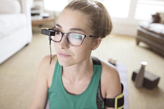 佩戴舒適的智能眼鏡：你能想到的事情它都能做