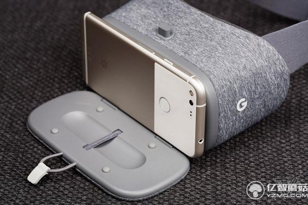 Daydream View外媒評(píng)測(cè)匯總：別迷信 小問(wèn)題可真不少