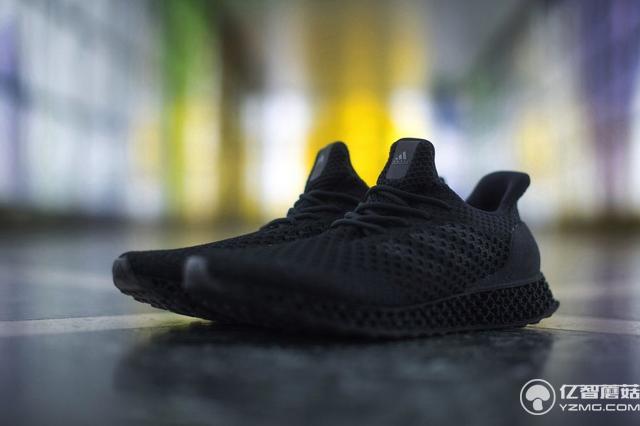 阿迪達斯首款3D打印跑鞋上市 333美元你會買嗎?