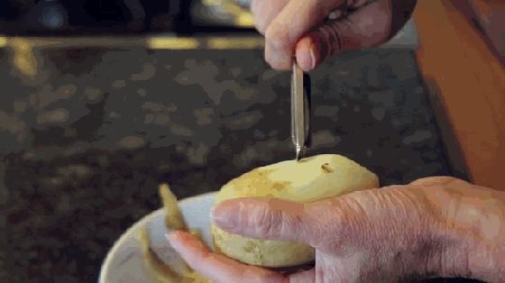 這個削皮刀能用一輩子 送老媽她肯定喜歡