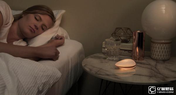 手里握著這個“香皂”就能平靜下來？我不信