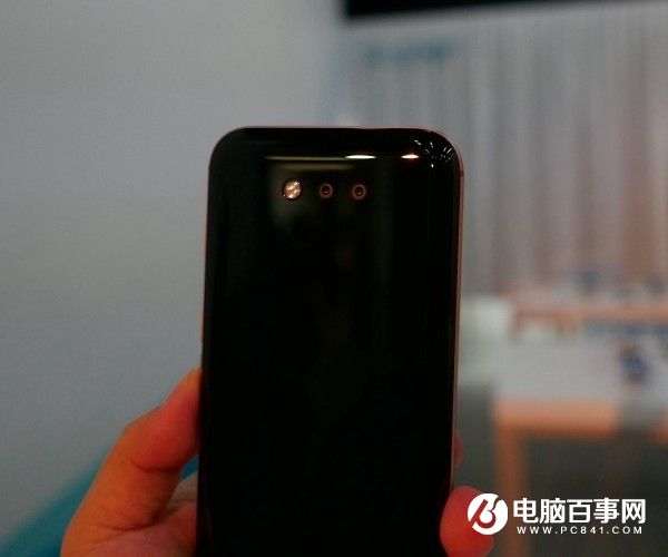 八曲面?攝像頭 榮耀Magic真機圖賞