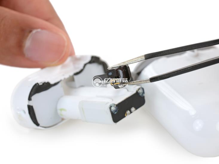 AirPods做工怎么樣 AirPods無線耳機拆機圖解評測