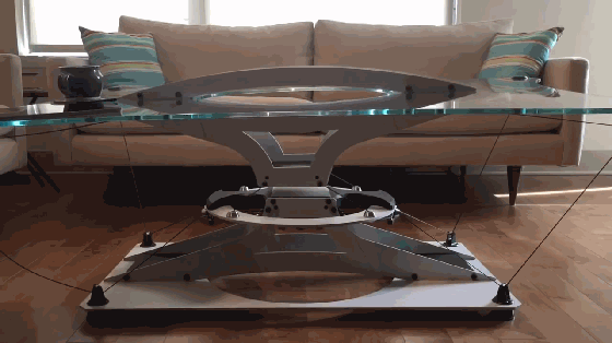 磁力懸浮黑科技 來(lái)看看這款極具未來(lái)感的酷炫茶幾