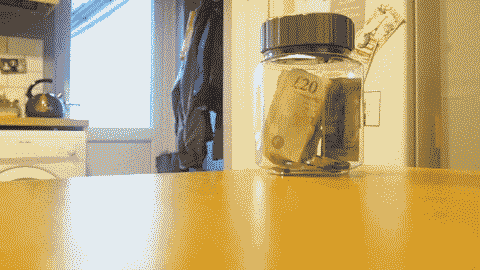 防止你剁手的智能存錢罐 錢不夠休想打開