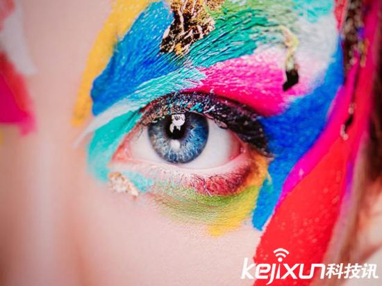 戴爾CES展發布8K超高清顯示器 32英寸售價4999美元