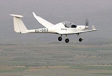 我國首架氫燃料電池飛機試飛成功 飛行全程零污染排放