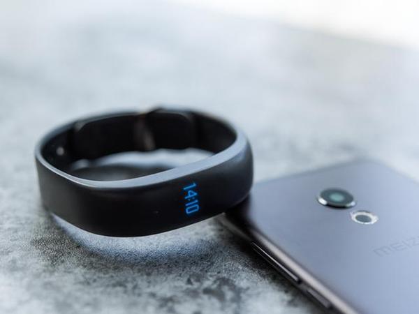 魅族手環(huán)評(píng)測(cè):功能一應(yīng)俱全 化繁為簡(jiǎn)收放有度 魅族手環(huán)評(píng)測(cè):功能一應(yīng)俱全 化繁為簡(jiǎn)收放有度