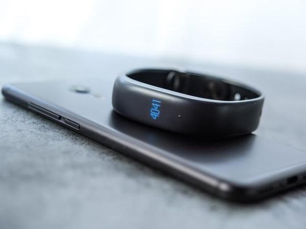 魅族手環(huán)評(píng)測(cè):功能一應(yīng)俱全 化繁為簡(jiǎn)收放有度 魅族手環(huán)評(píng)測(cè):功能一應(yīng)俱全 化繁為簡(jiǎn)收放有度