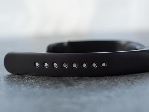 魅族手環(huán)評(píng)測(cè):功能一應(yīng)俱全 化繁為簡(jiǎn)收放有度 魅族手環(huán)評(píng)測(cè):功能一應(yīng)俱全 化繁為簡(jiǎn)收放有度