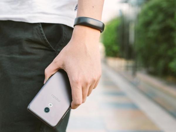 魅族手環(huán)評(píng)測(cè):功能一應(yīng)俱全 化繁為簡(jiǎn)收放有度 魅族手環(huán)評(píng)測(cè):功能一應(yīng)俱全 化繁為簡(jiǎn)收放有度