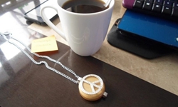 有顏值才“可穿戴”它除了時尚還能保護你的安全