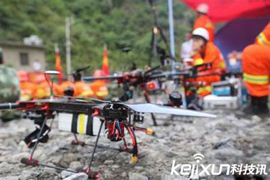 日本測試無人機救災 航拍現場空投物資