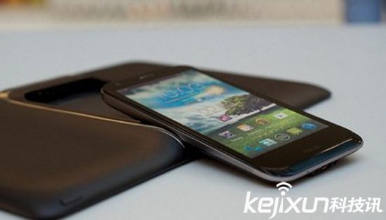 LG手機平板二合一產品專利曝光 可折疊屏幕設計