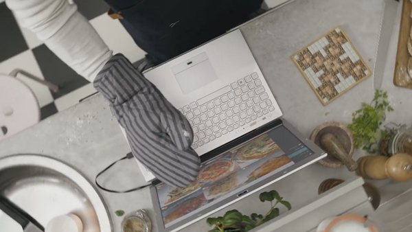 像iPad一樣操控筆記本?這個(gè)小玩意就能滿足你 像iPad一樣操控筆記本?這個(gè)小玩意就能滿足你 智能公會(huì)