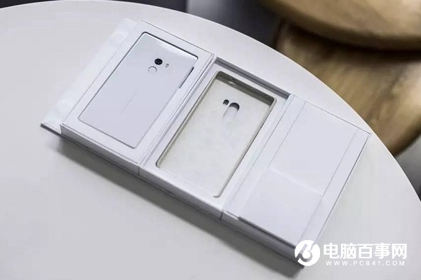 小米MIX白色版和黑色版哪個好看？小米MIX黑色與白色的區別