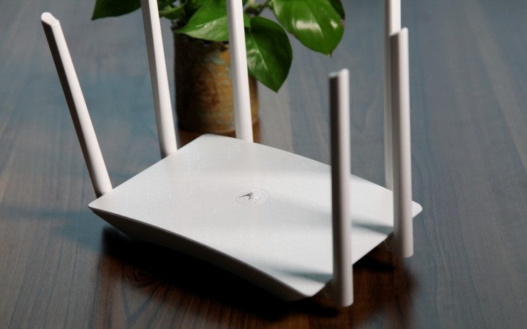 Moto摩路由發布摩路由M2，主打雙頻雙Wi－Fi