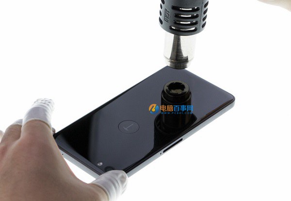 錘子T2后蓋怎么打開？錘子T2后蓋拆解教程