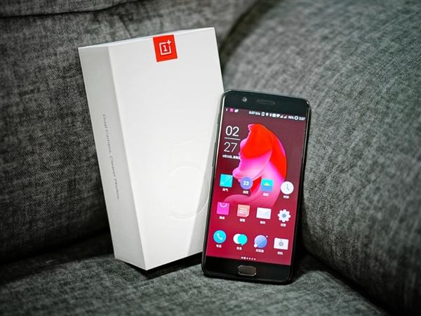 一加5薄荷金新配色終于要來了：這才是大家想要的旗艦