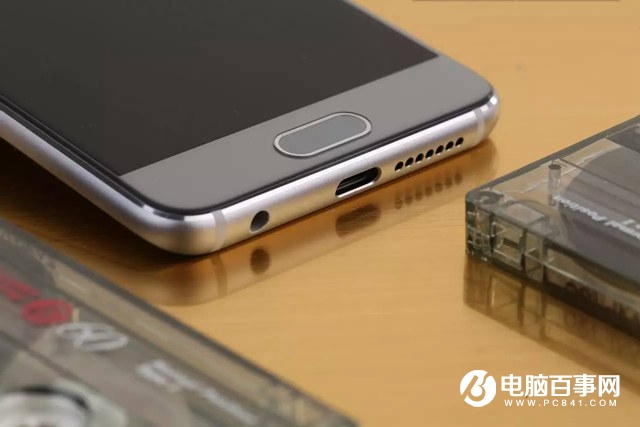 漂亮的小屏旗艦 榮耀9海鷗灰開箱與上手體驗