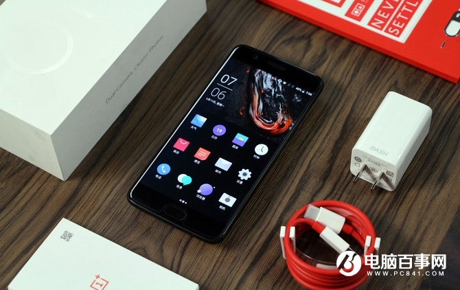 一加5評測：硬件無槽點中輕度使用兩天沒問題