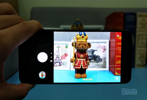 一加5和榮耀9對比評測:實(shí)用性再戰(zhàn)顏值 相差300元怎么選? 一加5和榮耀9對比評測:實(shí)用性再戰(zhàn)顏值 相差300元怎么選?