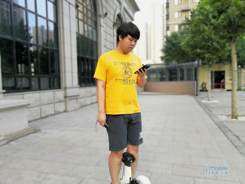 一加5和榮耀9對比評測:實(shí)用性再戰(zhàn)顏值 相差300元怎么選? 一加5和榮耀9對比評測:實(shí)用性再戰(zhàn)顏值 相差300元怎么選?