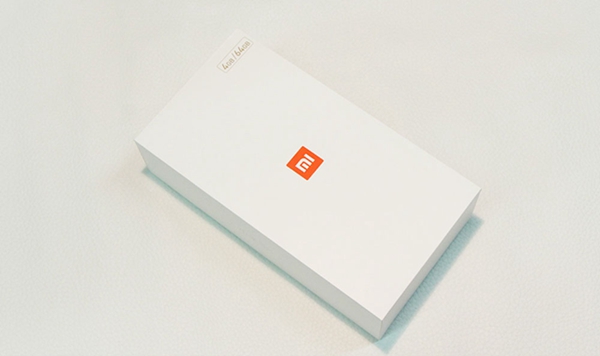 小米5X SIM卡安裝教程 小米5X怎么裝卡/插卡