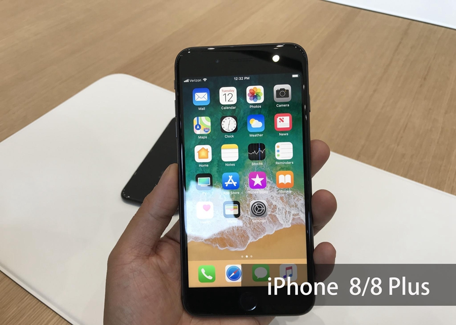 iPhone8/iPhone8 Plus真機圖賞 回歸雙面玻璃