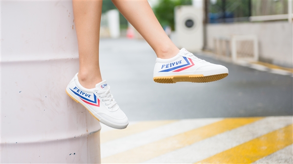 魅藍6將于9月20日發布：邀請函竟是一雙鞋