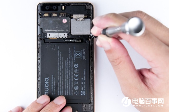 努比亞Z17miniS拆機(jī)圖解評(píng)測(cè) 深扒nubia Z17miniS做工如何