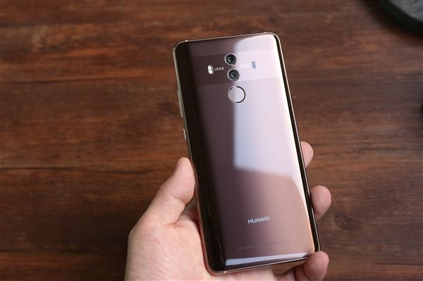 華為年度全面屏旗艦！Mate 10 Pro上手：4899元