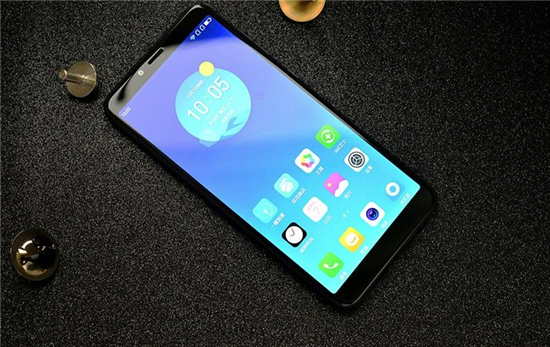 4款熱門千元全面屏手機(jī) 哪個(gè)才是你的菜？